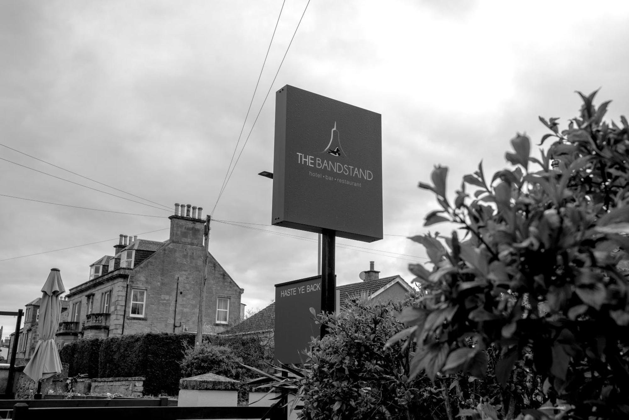 The Bandstand Hotel Nairn Buitenkant foto