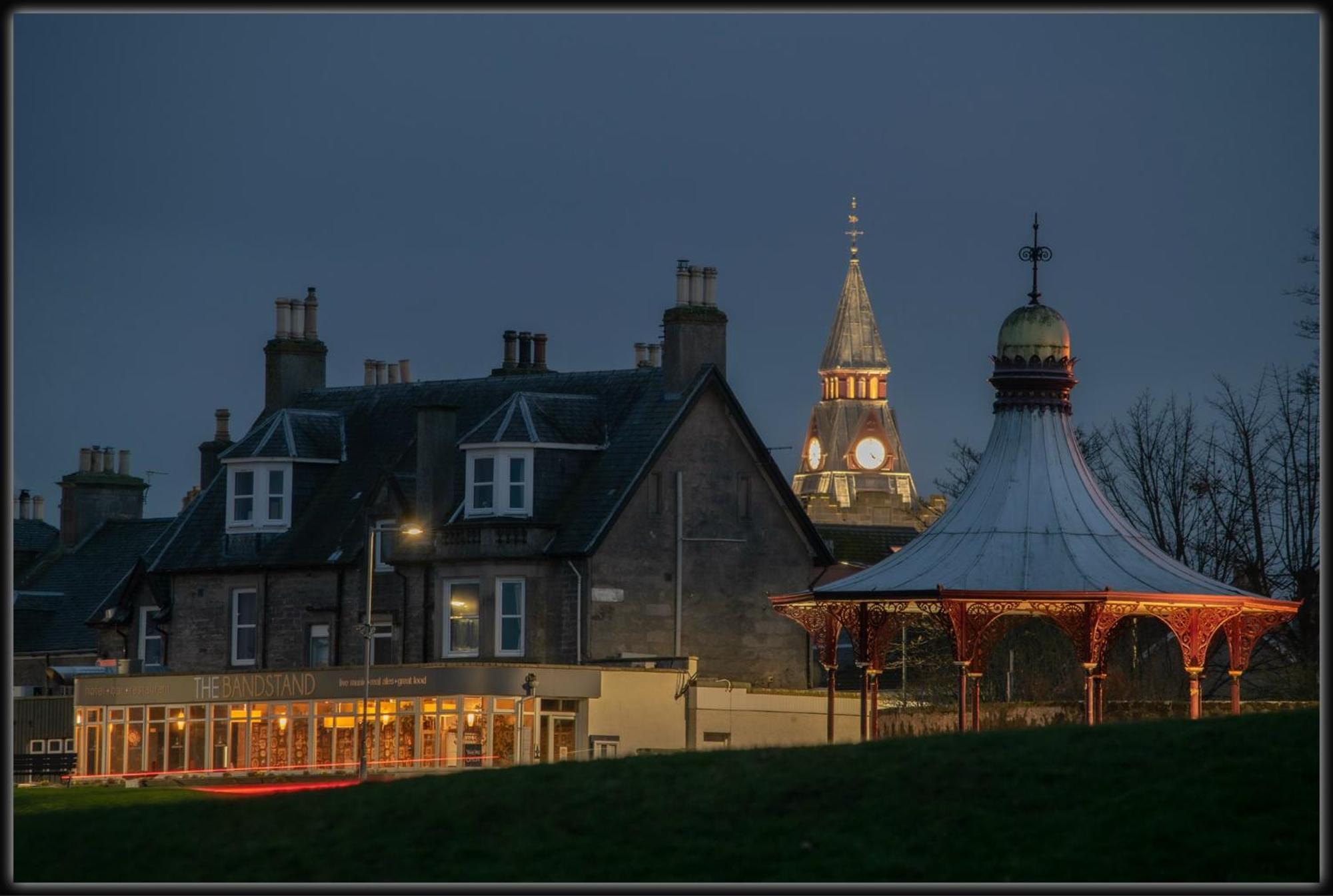 The Bandstand Hotel Nairn Buitenkant foto